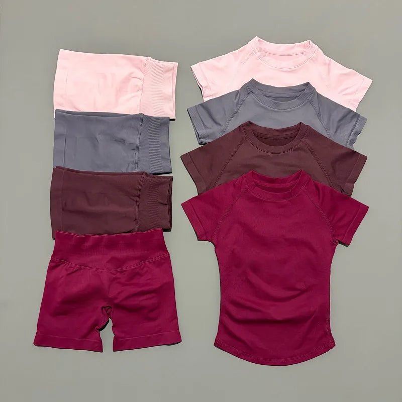 Histello Women's Seamless Yoga Set Short Sleeve Top And Shorts